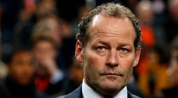 Блинд останется наставником сборной Голландии